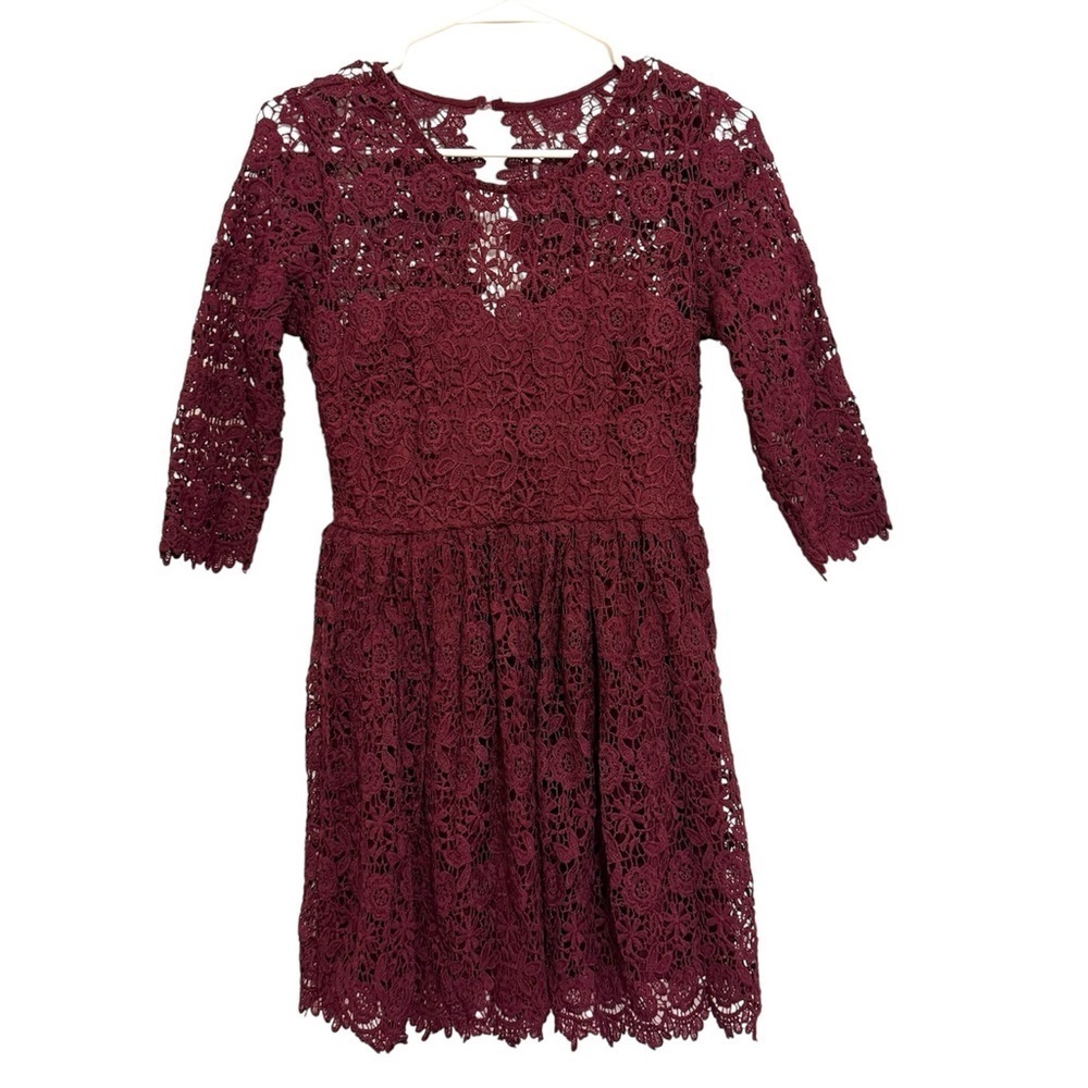 2/$30 L'ATISTE - Burgundy Lace Mini Dress 3/4 Sleeve Fit & Flare Size S